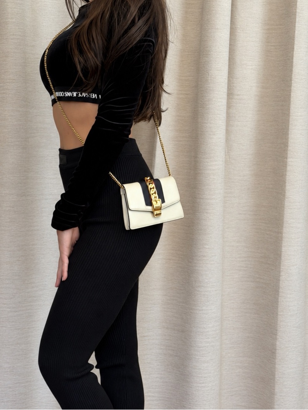 ✨authentic✨ Gucci Sylvie Cream Chain-Strap Crossbody Bag Gold Hardware